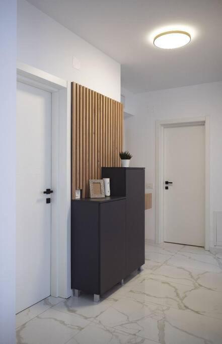 Eliza'S Apartment By Oasis Homes Oradea Exteriér fotografie